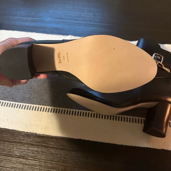 BRAND NEW - Never Worn - Coach Leather Boots Size 9.5 - Picture 3 of 7